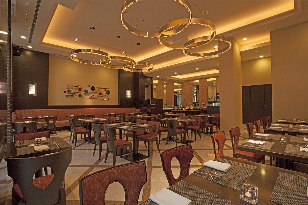 Doubletree By Hilton Naha Hotel Exterior foto